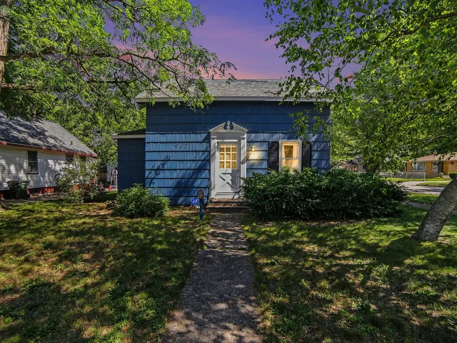 942 Amity, Muskegon, MI 49442 - #2