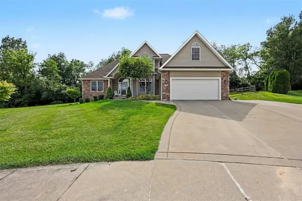 612 Hickory Ridge, Tecumseh, MI 49286