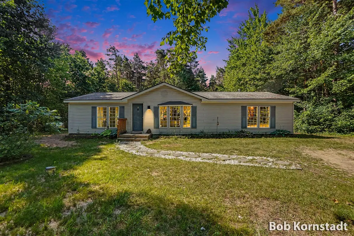 755 Cypress, Howard City, MI 49329 - #1