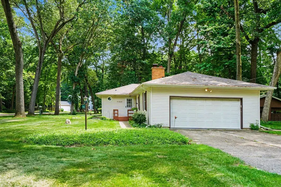 71323 Merle, Edwardsburg, MI 49112 - #3