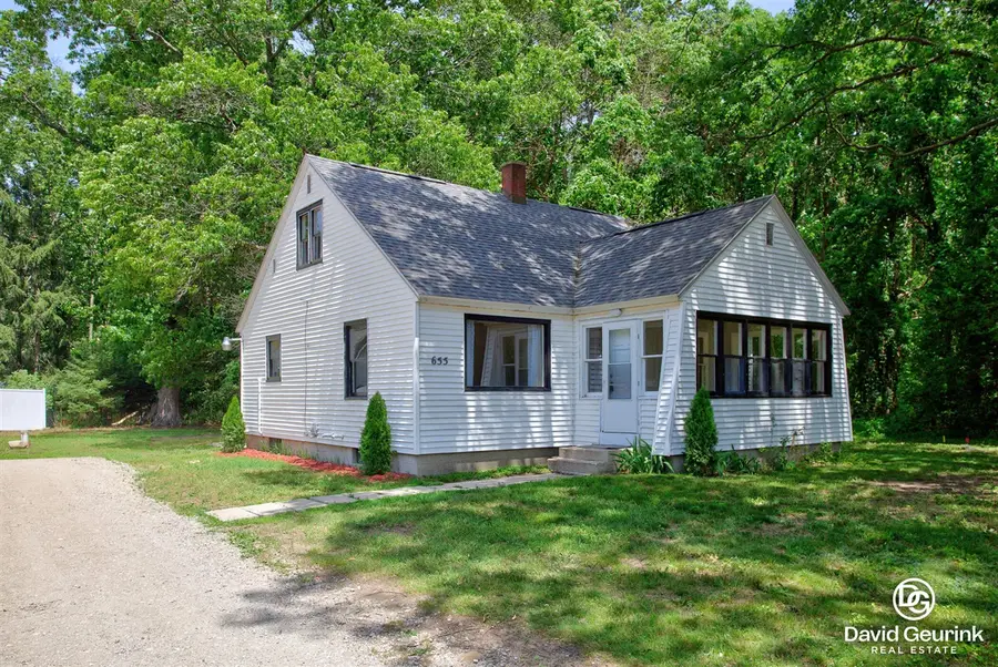 17 N Division, Holland, MI 49424 - #2
