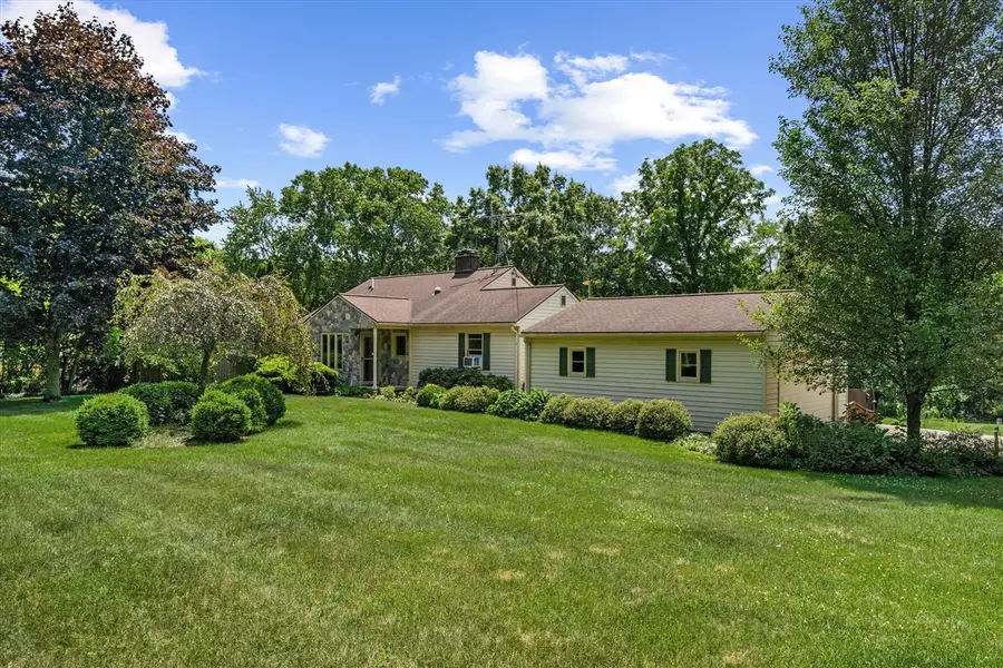 16009 Cavanaugh Lake, Chelsea, MI 48118 - #2