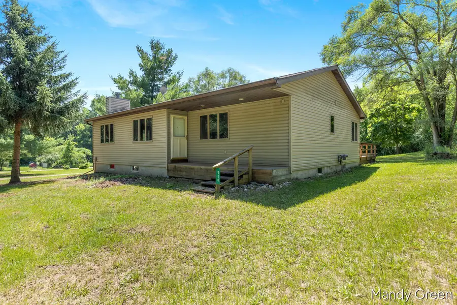 830 S Senator, Crystal, MI 48818 - #3