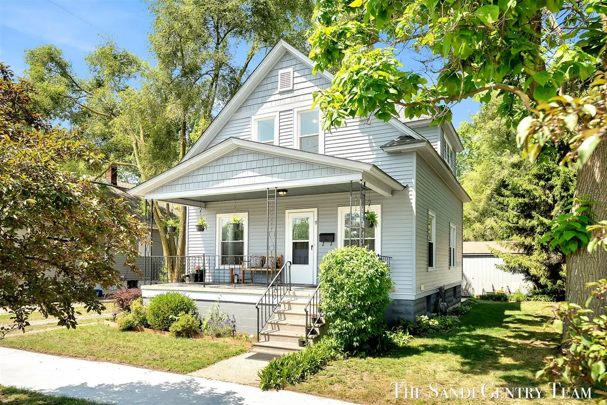 9 S Ferry, Grand Haven, MI 49417 - #1