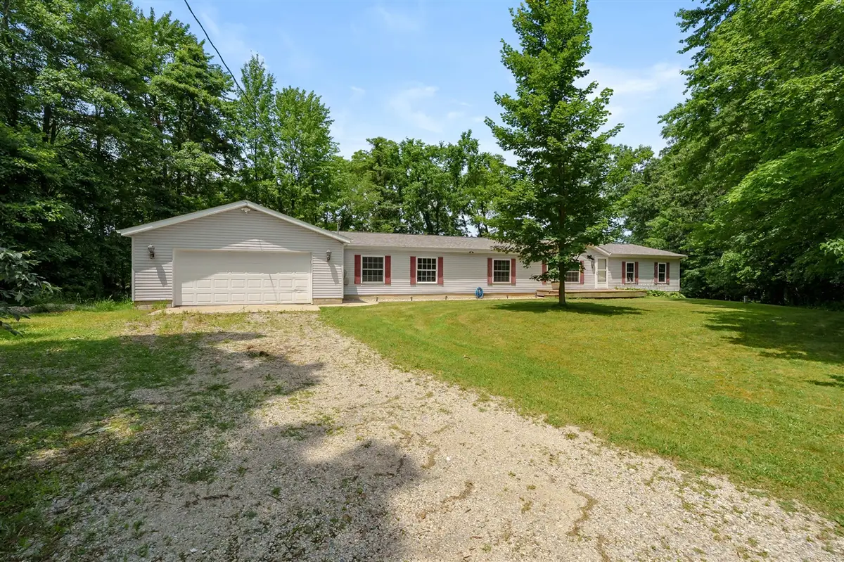 38988 Paw Paw, Paw Paw, MI 49079 - #1