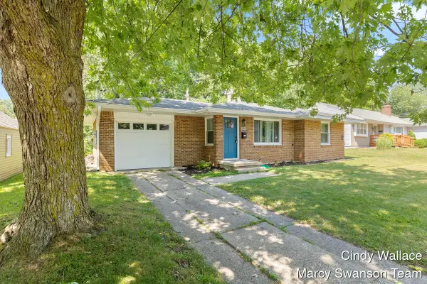 351 Rosemary, Grand Rapids, MI 49507