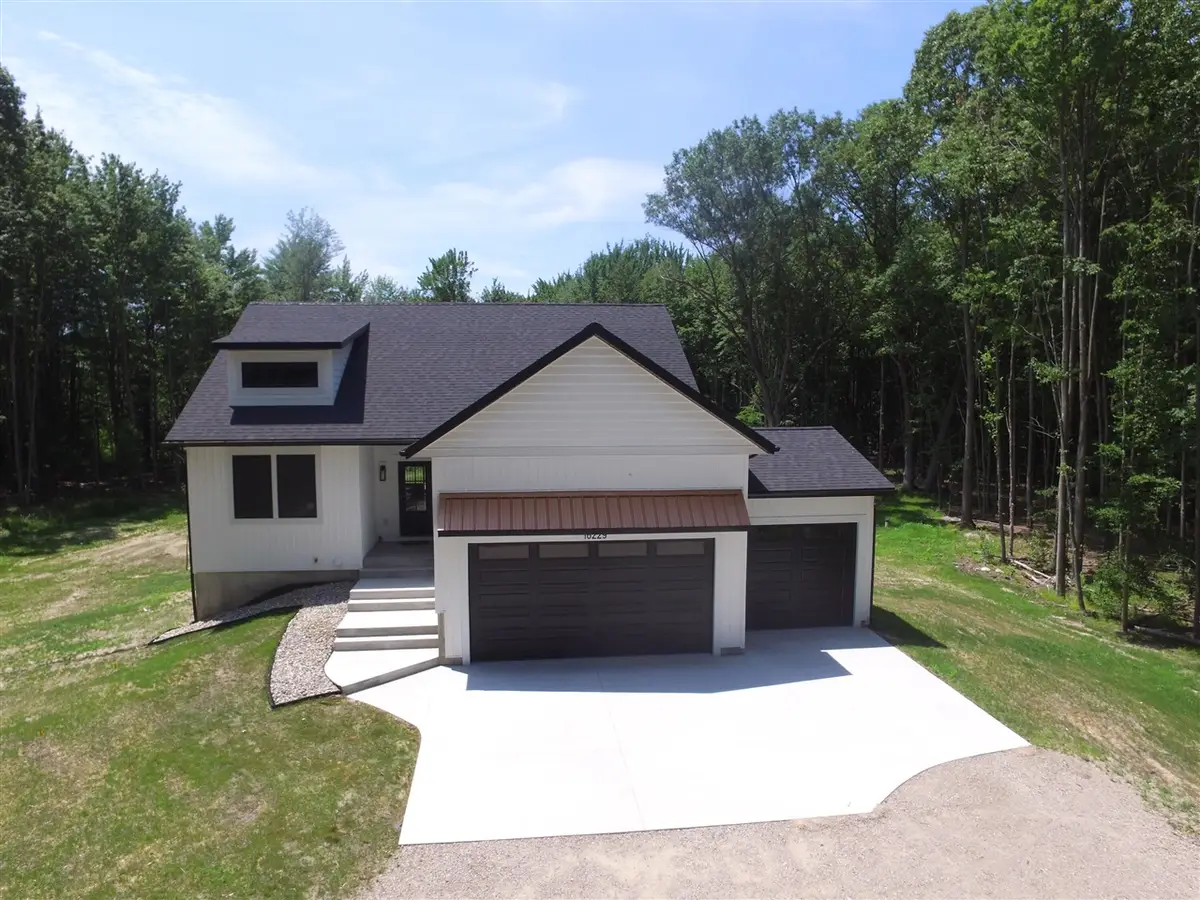 16229 148th, Spring Lake, MI 49456 - #1