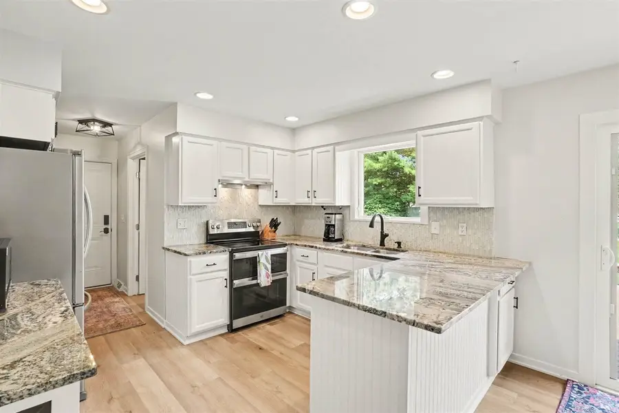 2205 Whispering Dunes, Holland, MI 49424 - #2