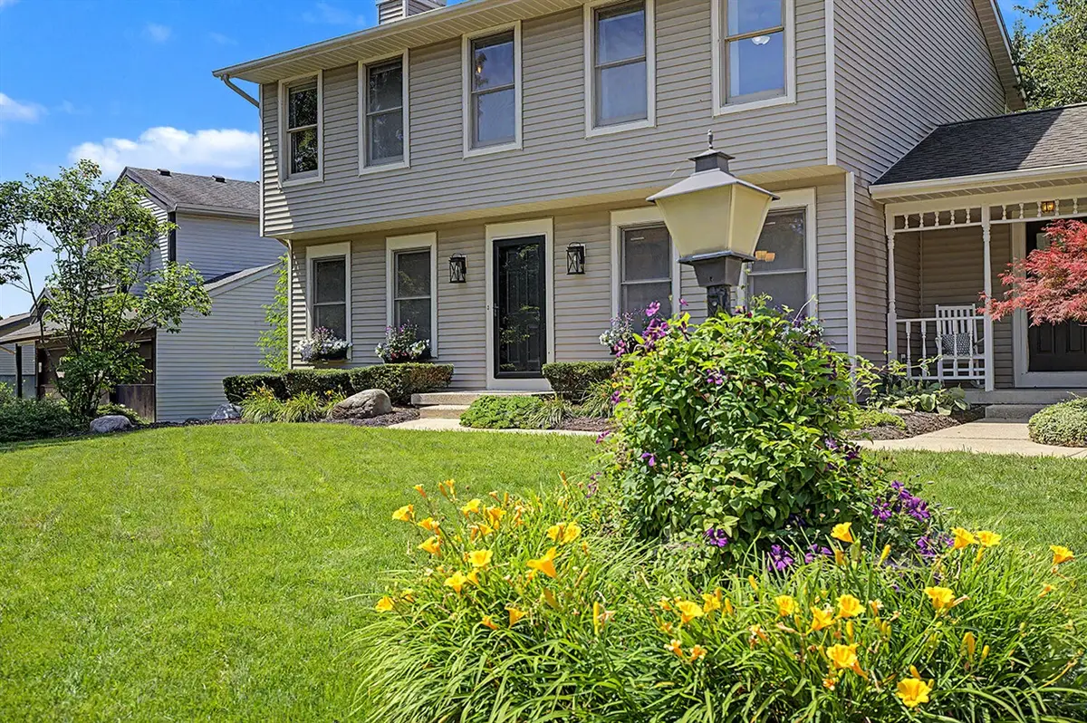 2274 Stowevalley, Grand Rapids, MI 49508 - #1