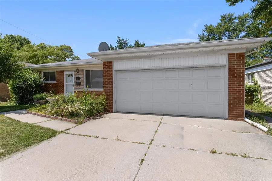 26711 Masch, Warren, MI 48091 - #3