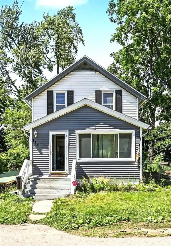 134 Hollis, Jackson, MI 49203