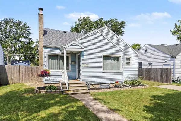 2602 Willa, Saint Joseph, MI 49085