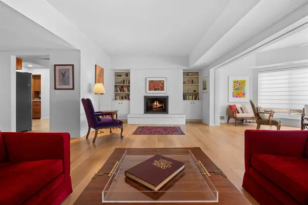 2115 Nature Cove #210, Ann Arbor, MI 48104