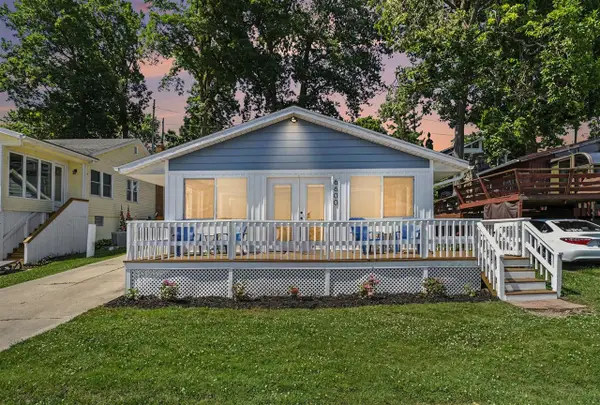 6600 Shoreline, Saranac, MI 48881