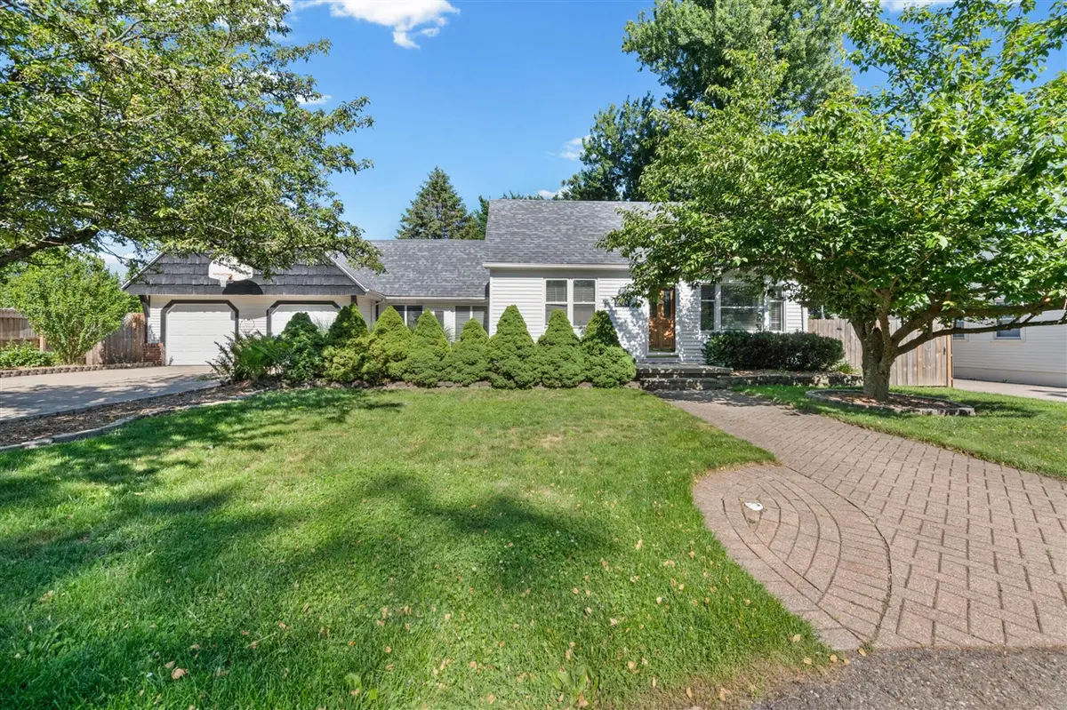 20404 Hubbard, Livonia, MI 48152 - #1
