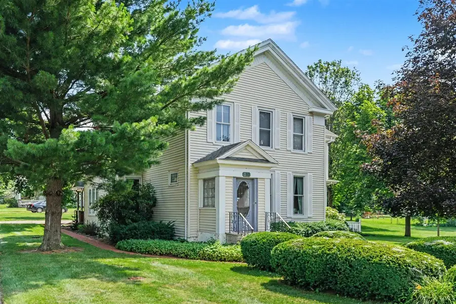 380 Centreville, Constantine, MI 49042 - #3