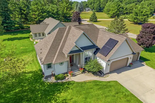 7737 Carriage, Stanwood, MI 49346
