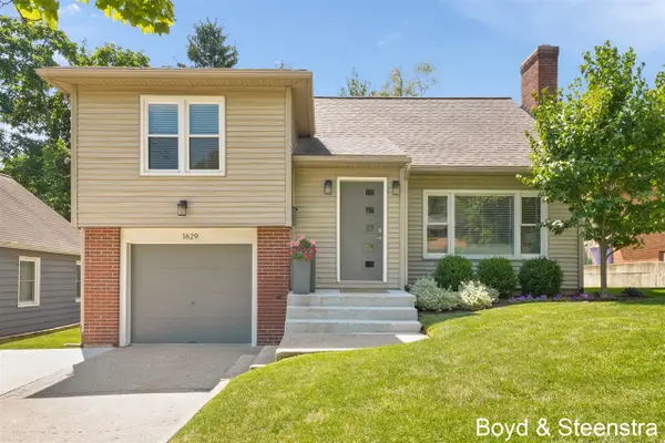 1629 Sylvan, Grand Rapids, MI 49506