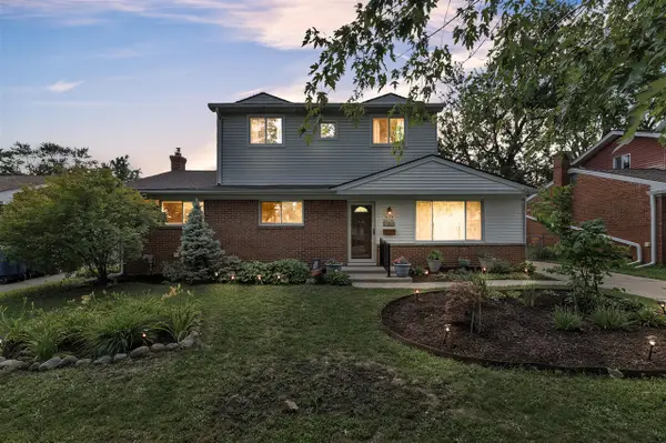 30431 Avon, Westland, MI 48185