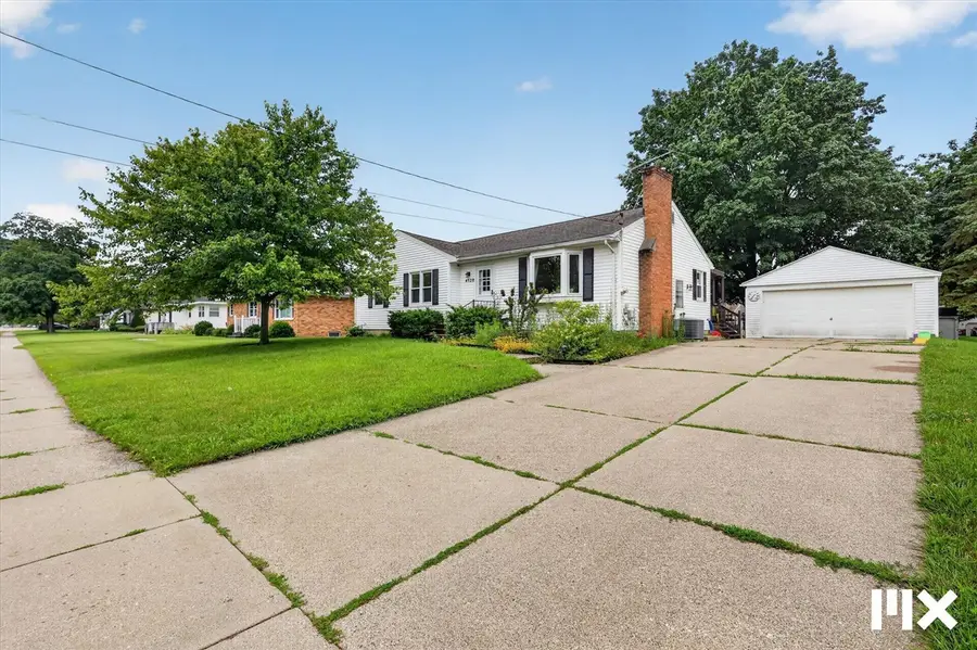 4528 Billmar, Grandville, MI 49418 - #3