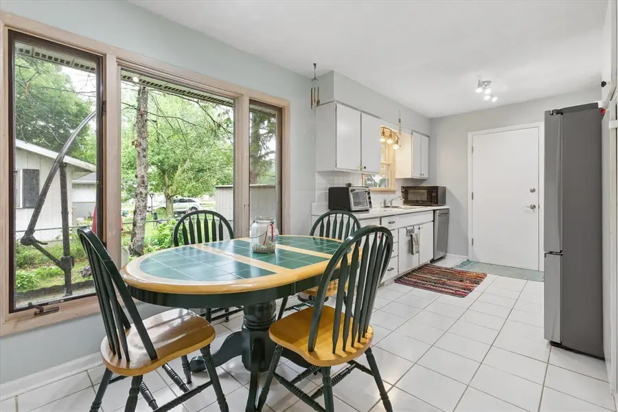 1359 W Glenlord, Saint Joseph, MI 49085 - #3