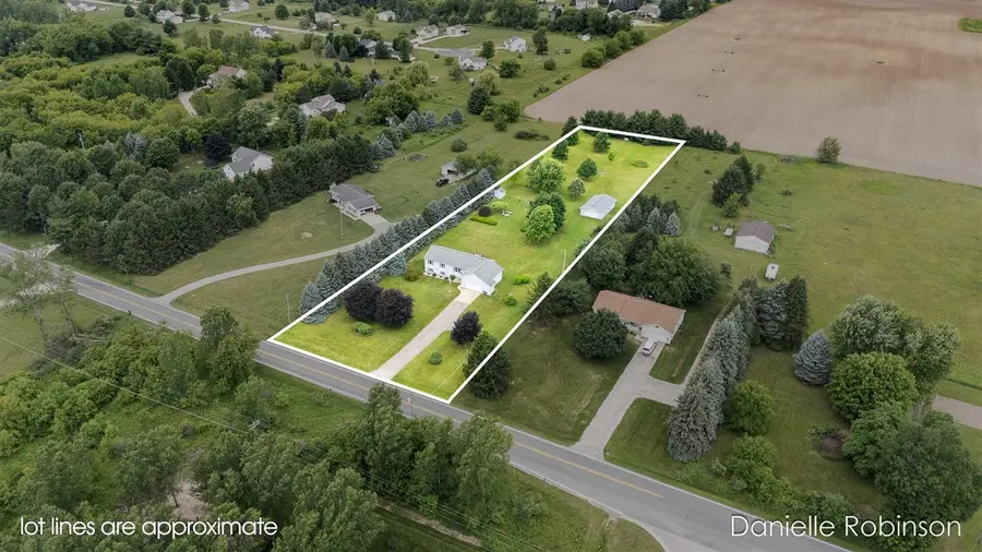 6829 12 Mile, Rockford, MI 49341 - #3