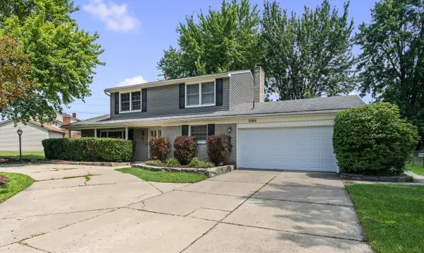 25964 Kilreigh, Farmington, MI 48336