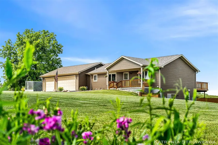 2256 S Cochran, Charlotte, MI 48813 - #3