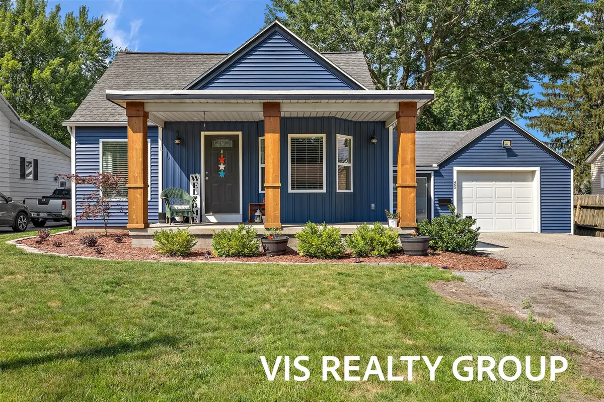 453 Lincoln, Coopersville, MI 49404 - #1