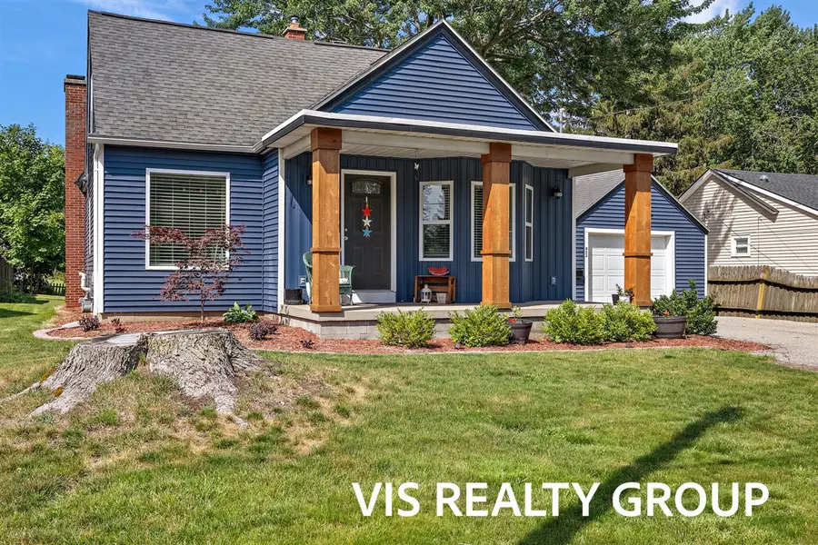 453 Lincoln, Coopersville, MI 49404 - #3