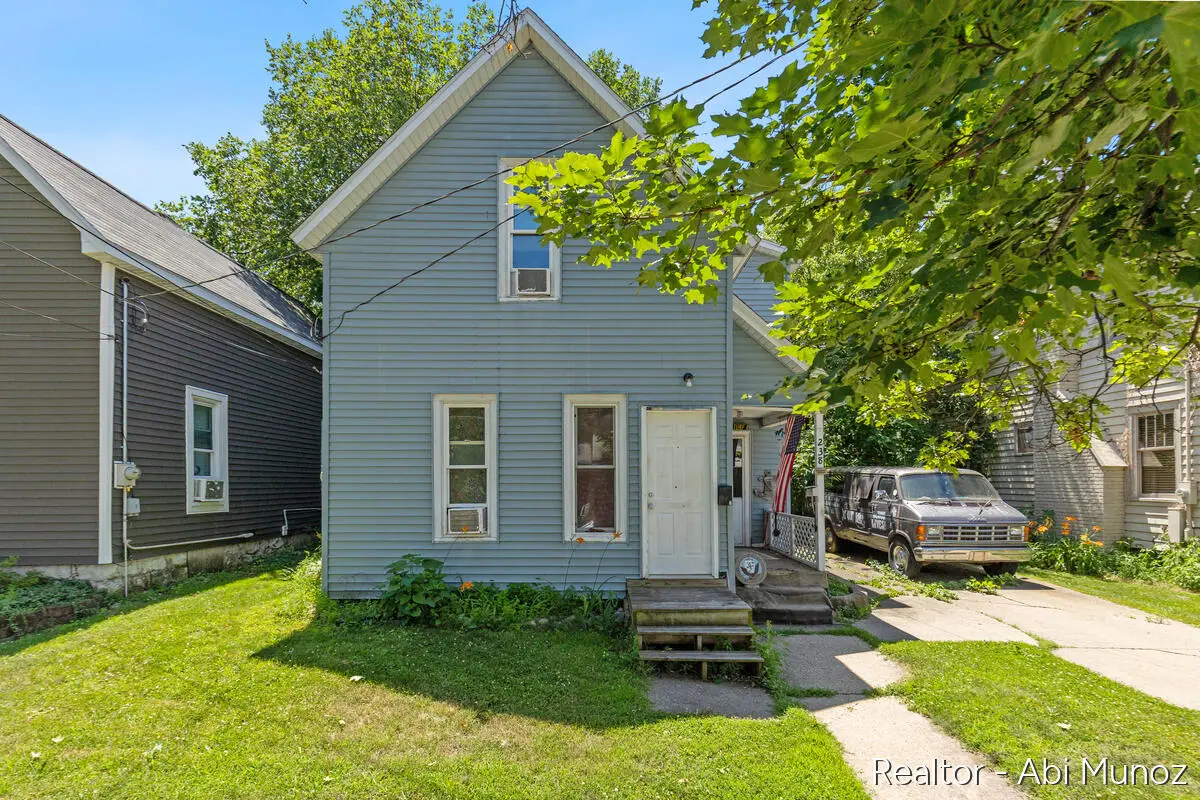 238 Travis, Grand Rapids, MI 49505 - #1