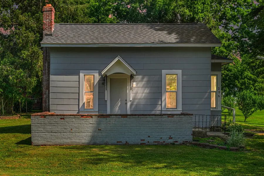 226 W Dibble, Marcellus, MI 49067 - #2
