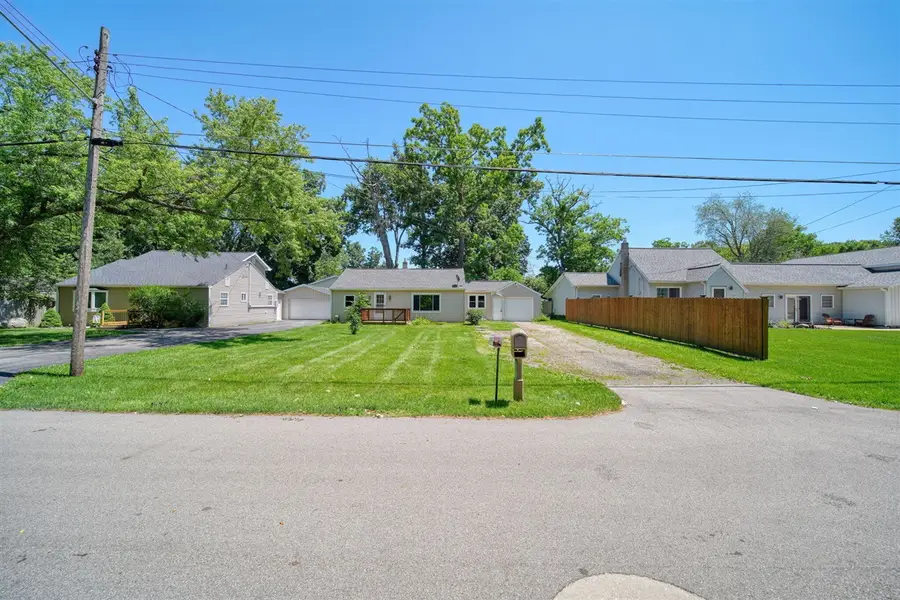 315 Kenneth, Jackson, MI 49203 - #2