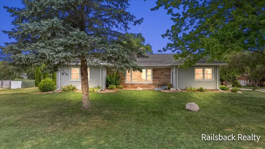 85 Orchard, Sparta, MI 49345 - #2