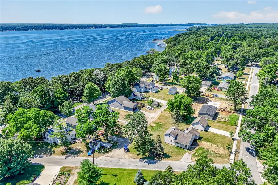 4830 Mill, Montague, MI 49437 - #2