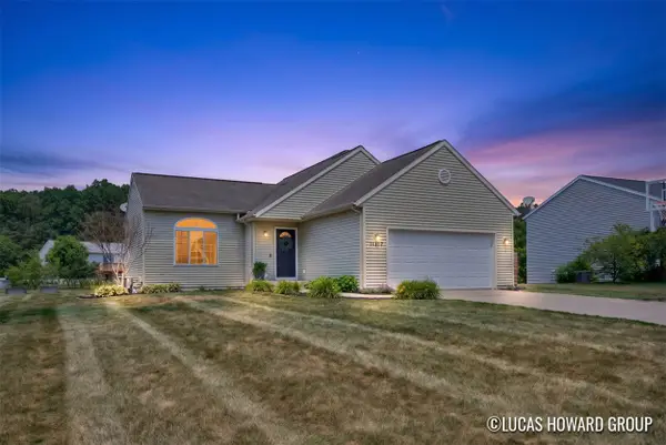 11317 Taunton, Lowell, MI 49331