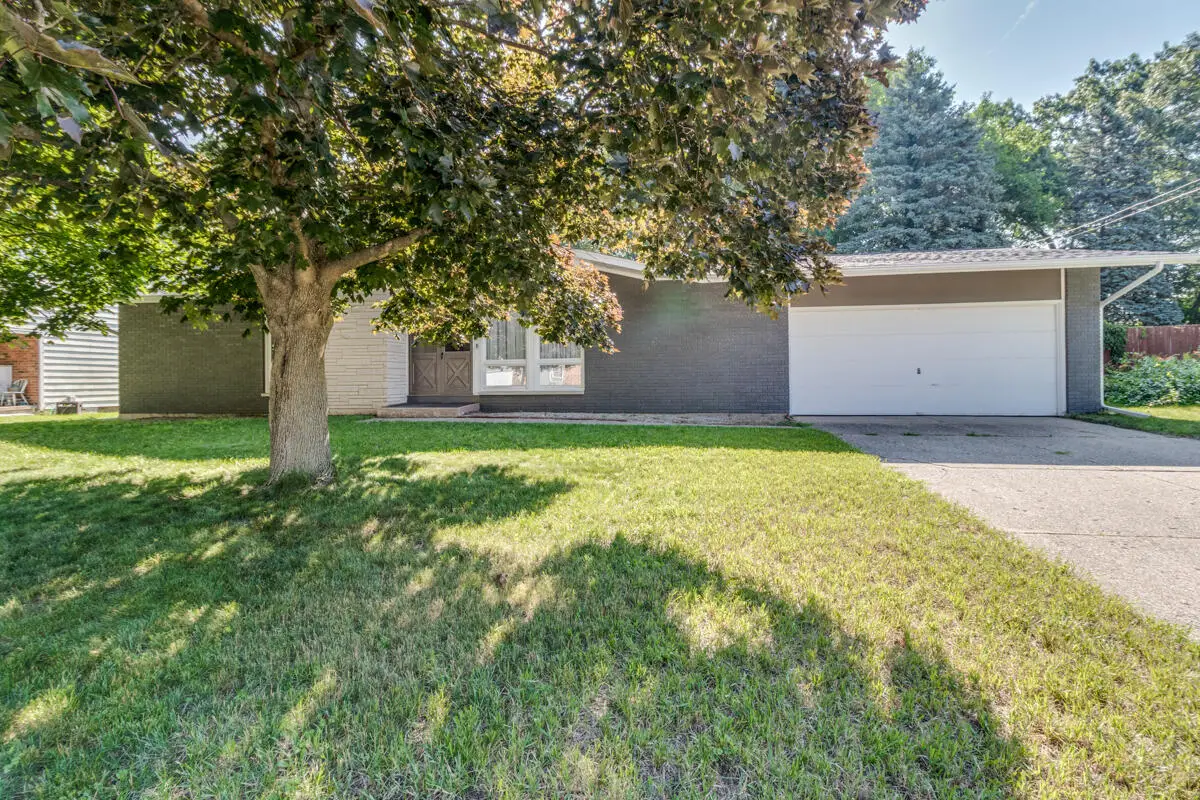 109 Parkshore, Emmett, MI 49014 - #1