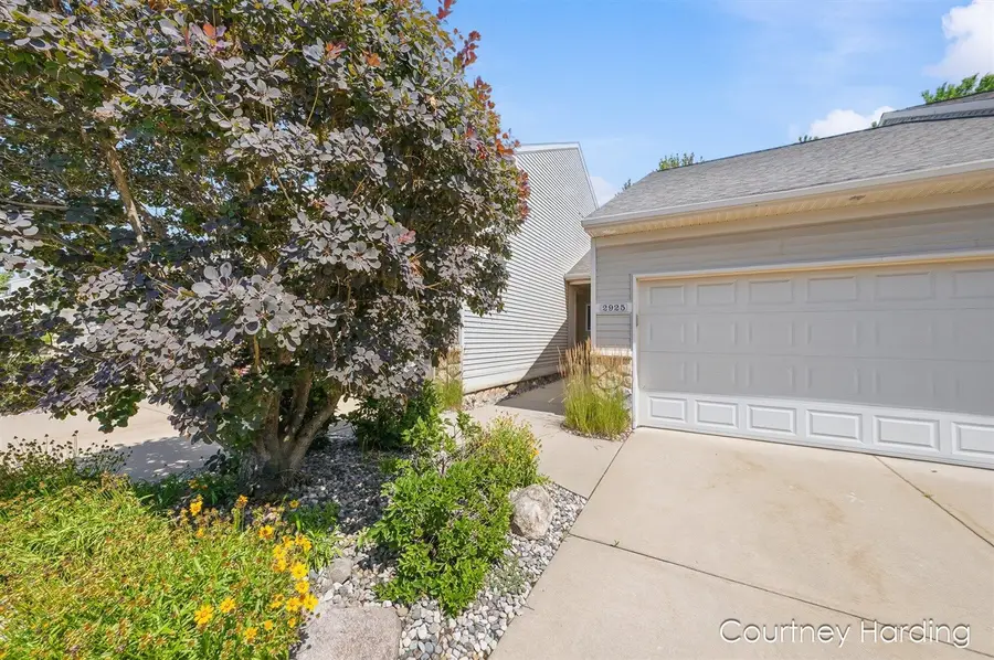 2925 Stoney Creek #103, Hudsonville, MI 49426 - #3
