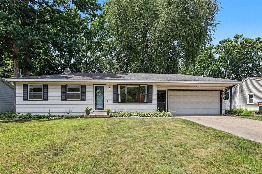 5535 Pinebrook, Kentwood, MI 49548 - #3