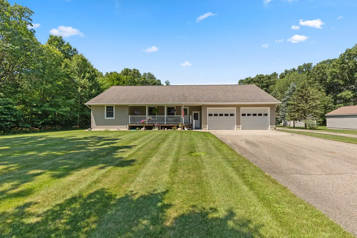 14113 136th, Grand Haven, MI 49417 - #1