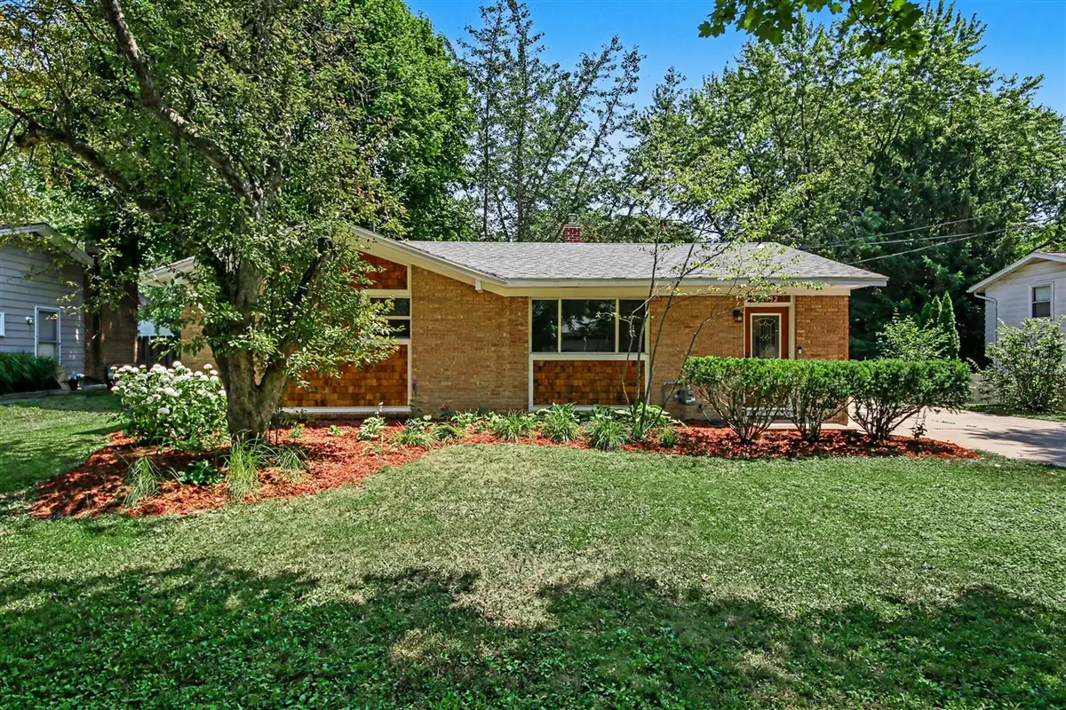 1932 Ridgemoor, Grand Rapids, MI 49506 - #1