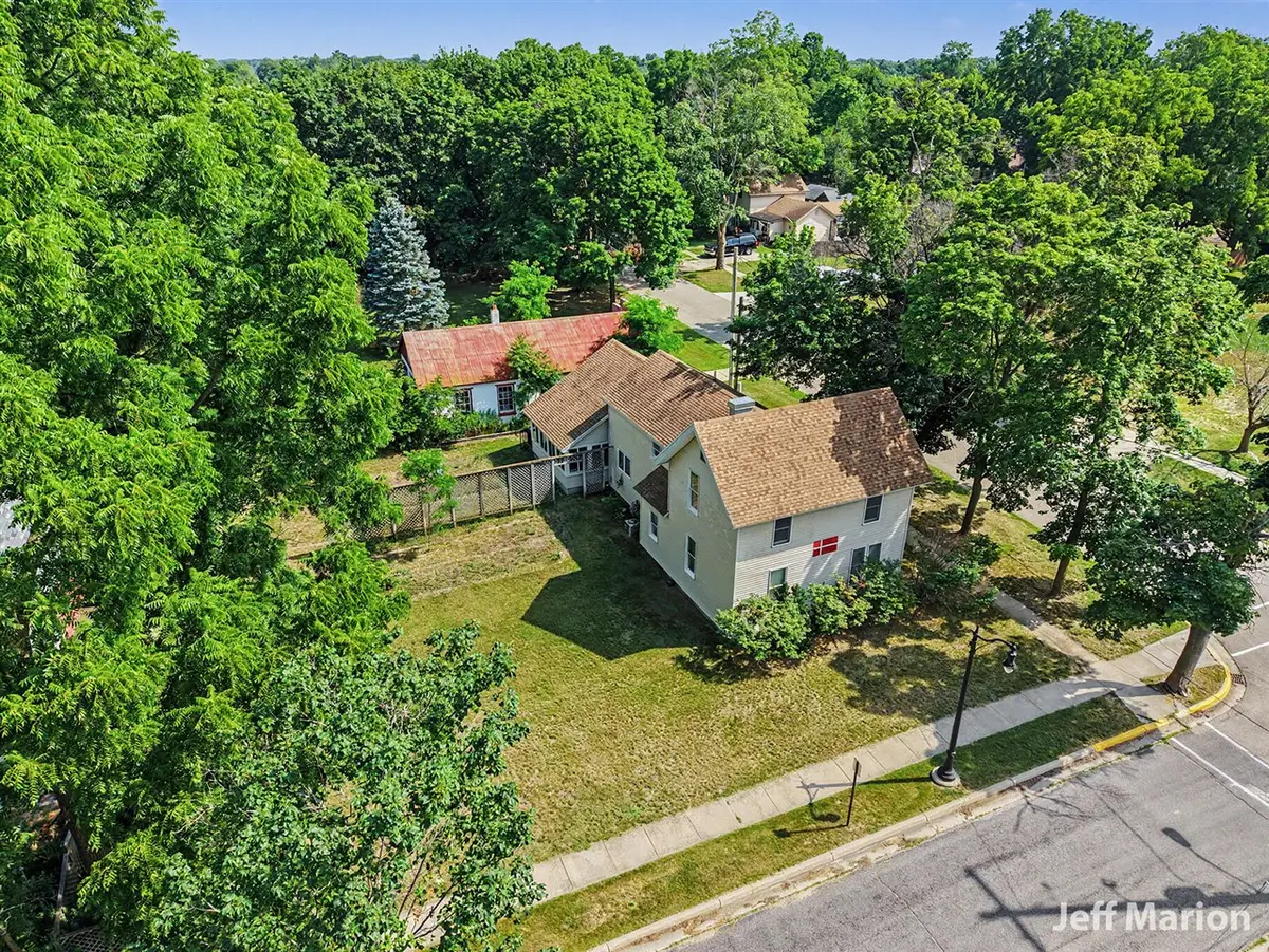 301 N Clay, Greenville, MI 48838 - #1