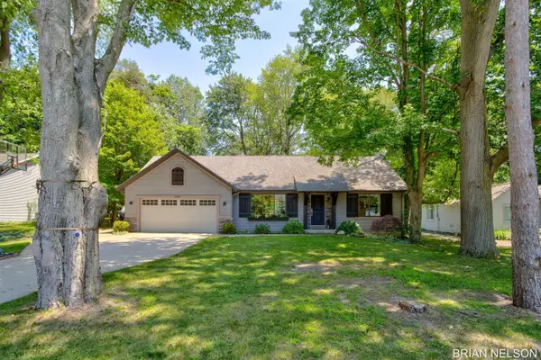 3380 Hollywood, Holland, MI 49424