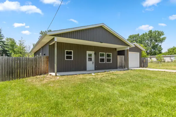335 N 2nd, Stanton, MI 48888