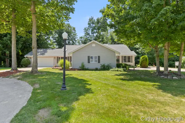 6733 Beechwood, Saranac, MI 48881