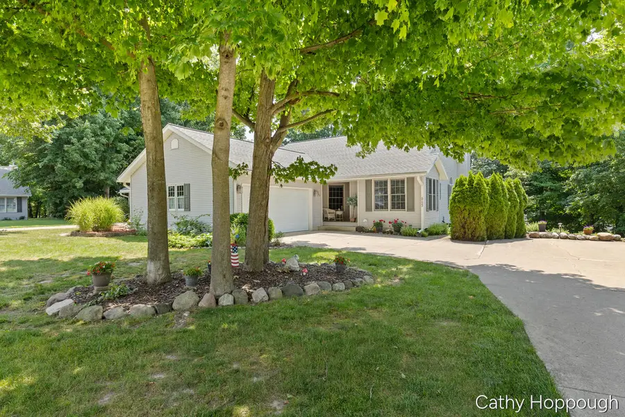 6733 Beechwood, Saranac, MI 48881 - #3
