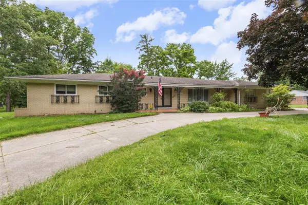 24319 Tamarack, Southfield, MI 48075