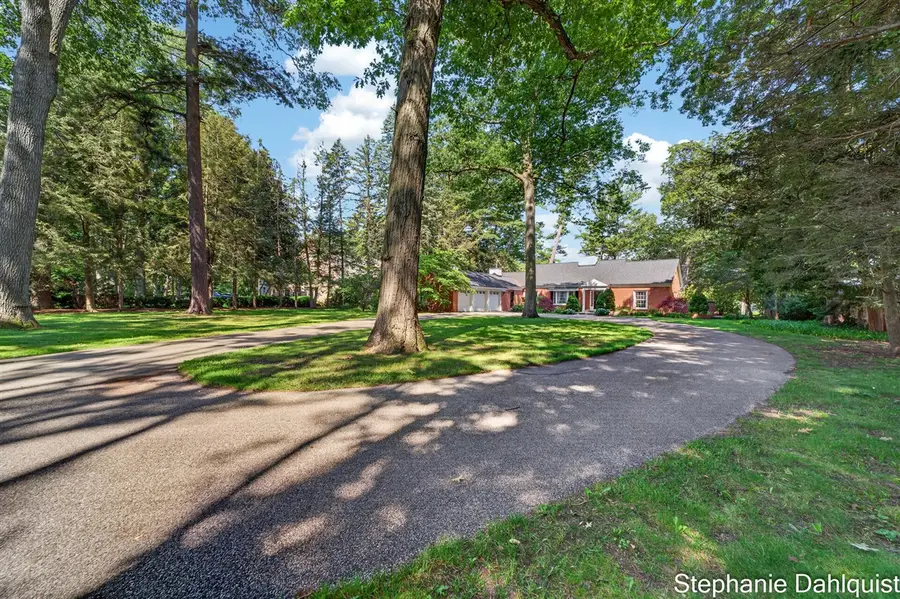 480 E Circle, North Muskegon, MI 49445 - #2