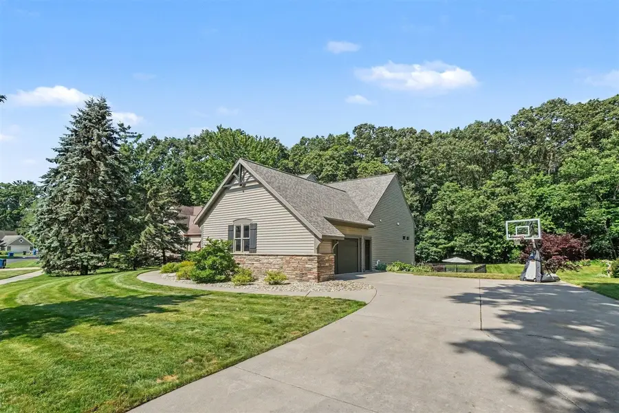 16033 Waterleaf, Spring Lake, MI 49456 - #2