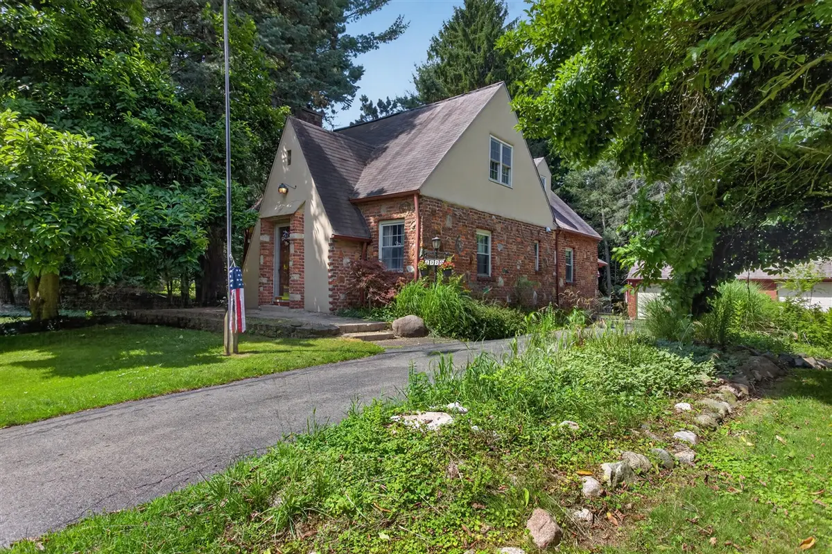 1320 Warren, Jackson, MI 49203 - #1